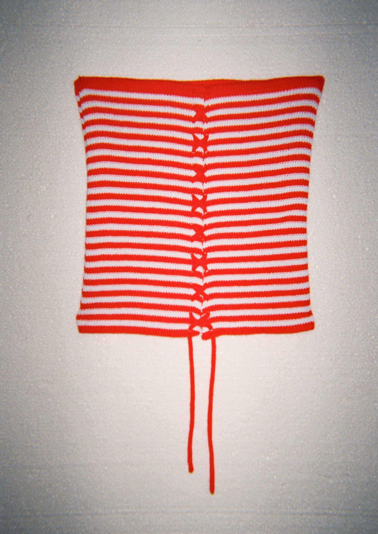 Loto Top Red & White